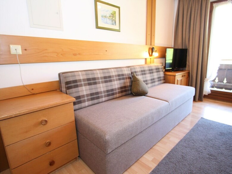 Cozy Apartment In Hinterglemm Near Forest