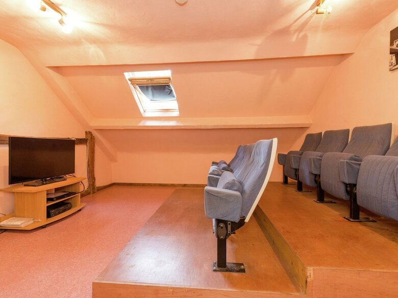 Glorious Holiday Home In W�ris With Jacuzzi
