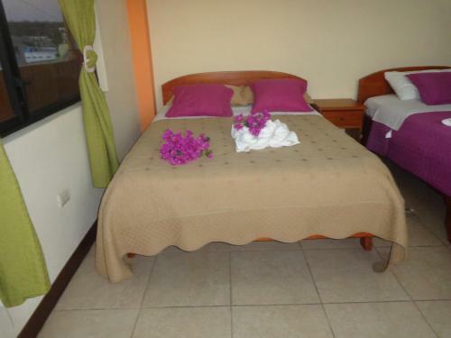 Hostal Casa Cascada Suites- Galapagos