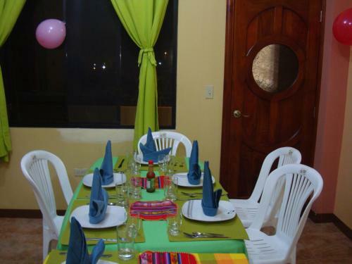 Hostal Casa Cascada Suites- Galapagos