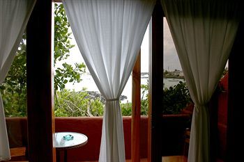 Hotel Red Mangrove Aventura Lodge