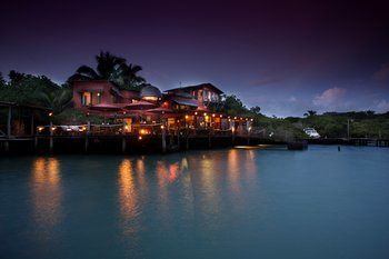 Hotel Red Mangrove Aventura Lodge