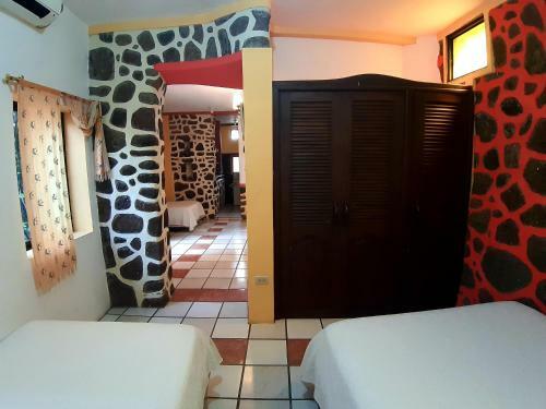 Hostal El Bamb� Galapagos Inn
