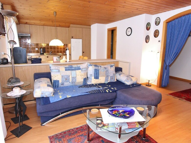 Spacious Apartment In M�rel With Garden