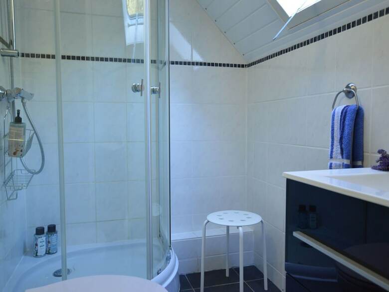 Comfy Holiday Home In Veldenz With Parking