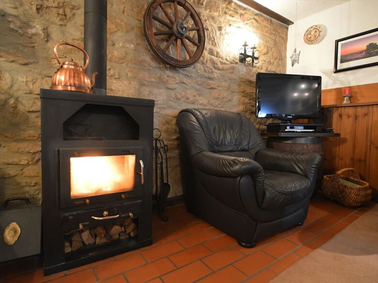 Holiday Home In Ittel With Balcony, Heating, Bbq, Parking
