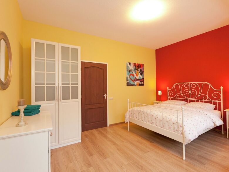 Modern Holiday Home In R�hl With Private Pool