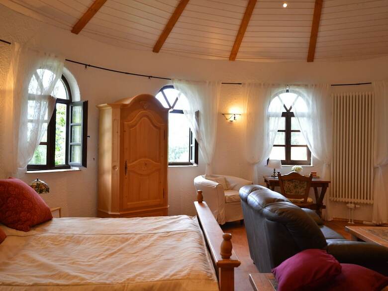 Cosy Holiday Home In Strotzb�sch With Sauna