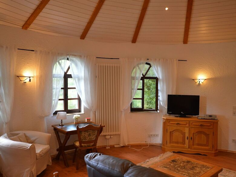 Cosy Holiday Home In Strotzb�sch With Sauna