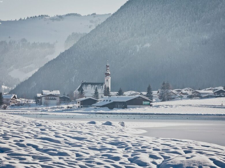 Quaint Holiday Home Tyrol With Garden