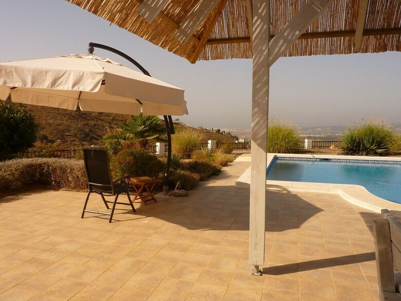 Delightful Villa In Algarrobo With Beach Near