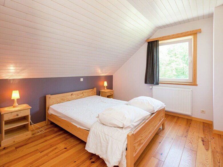 Villa With Jacuzzi And Sauna In A Very Quiet Spot