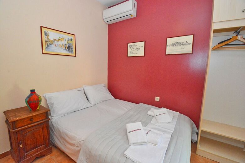 Apartamentos Kampielo Suites