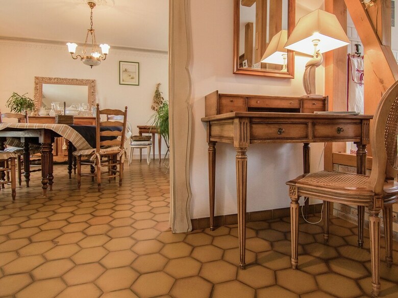 Cozy Villa In Saint-bonnet-la-rivi�re With Swimming Pool