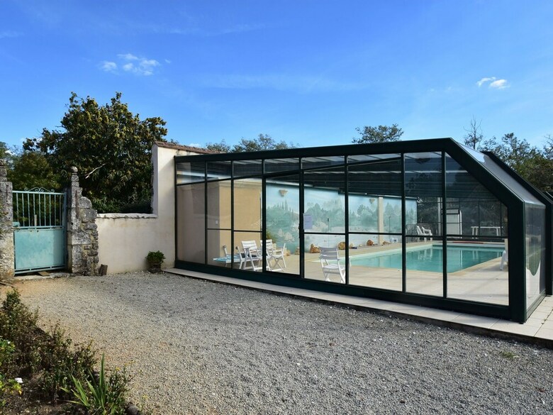 Holiday Home In Lamonzie-montastruc With Pool