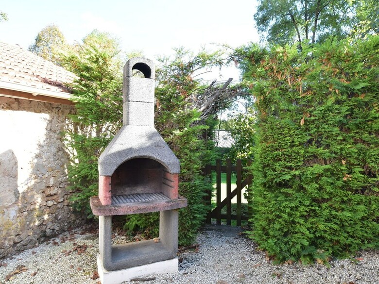 Holiday Home In Lamonzie-montastruc With Pool