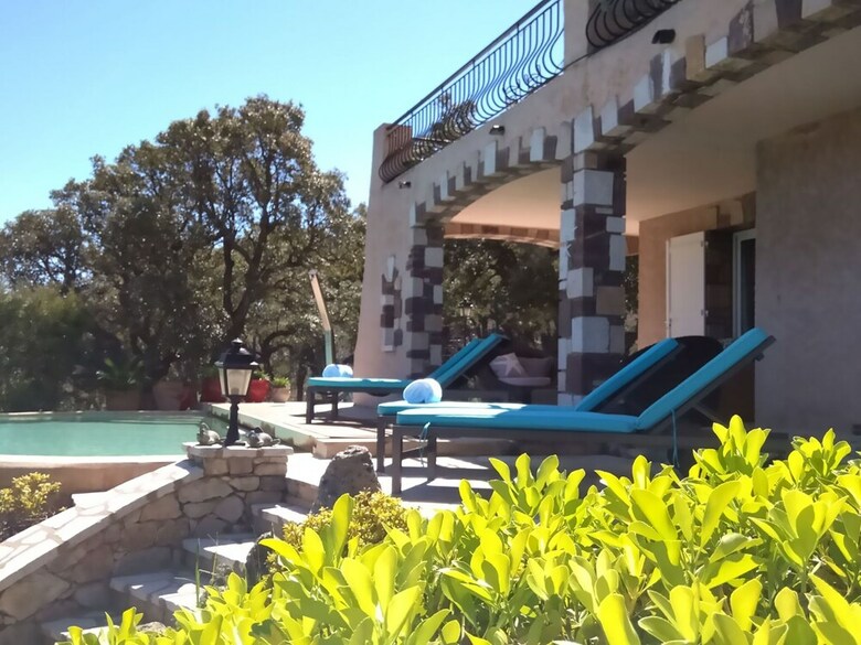 Affluent Villa In Les Issambres With Pool And Panoramic Seaview