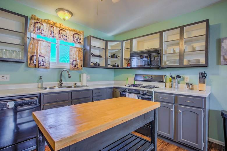 3br Mtn Viewsdowntownnext To Lake, Parks, More