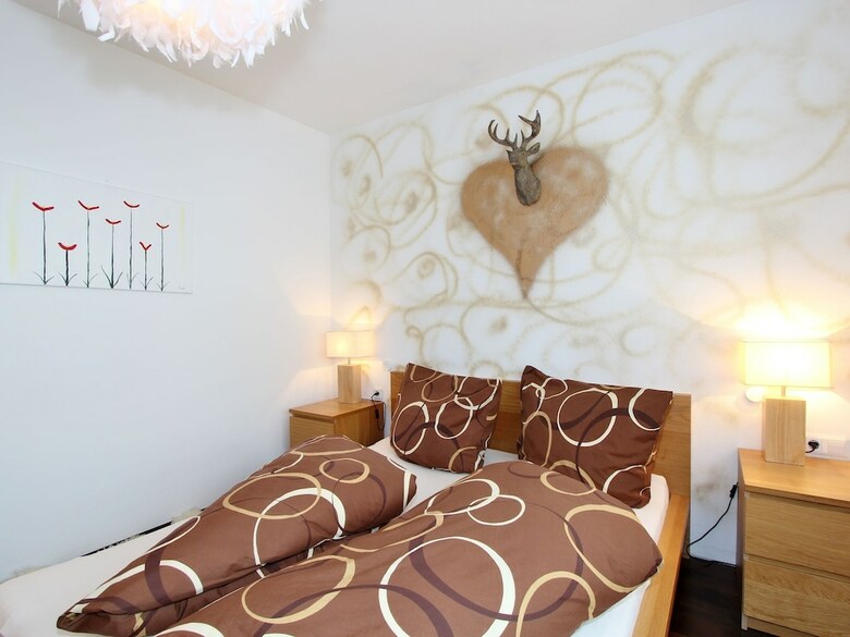 Beautiful Apartment In S�ll Near Forest