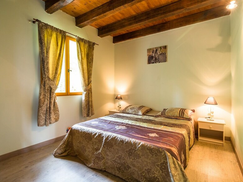 Quaint Holiday Home In Blanquefort-sur-briolance With Pool