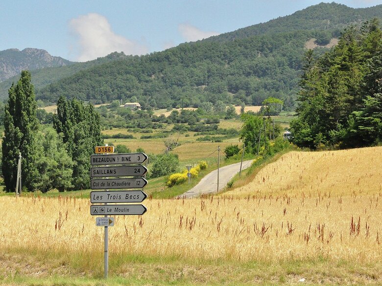 Villa With Private Pool And Splendid View On The Mont Ventoux