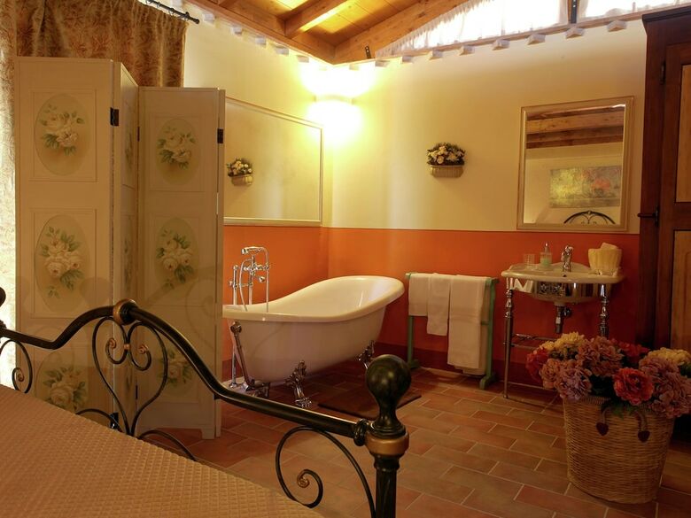 Authentic Villa With Swimming Pool In Grosseto