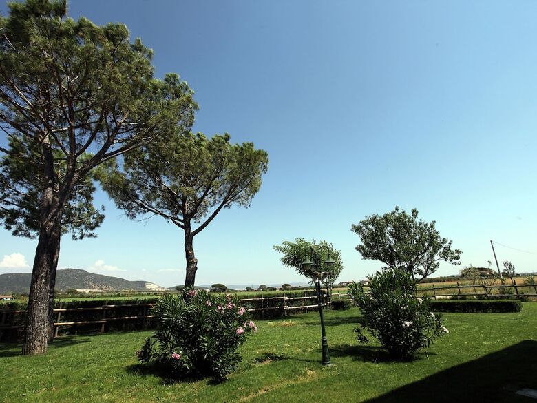 Authentic Villa With Swimming Pool In Grosseto