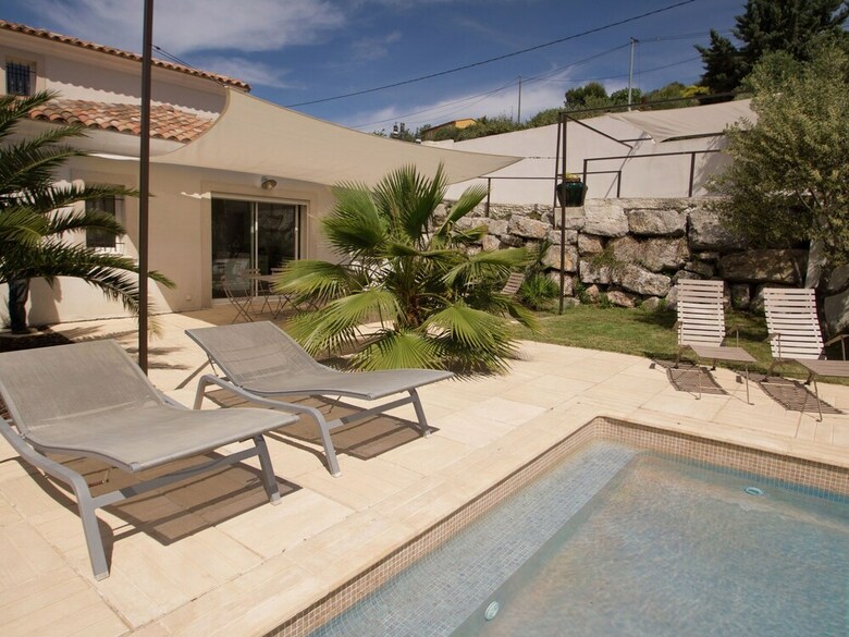 Stylish Villa In Draguignan With Swimming Pool