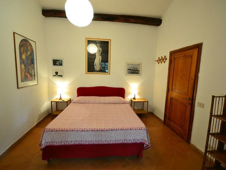 Comfy Holiday Home In Monte Argentario With Garden