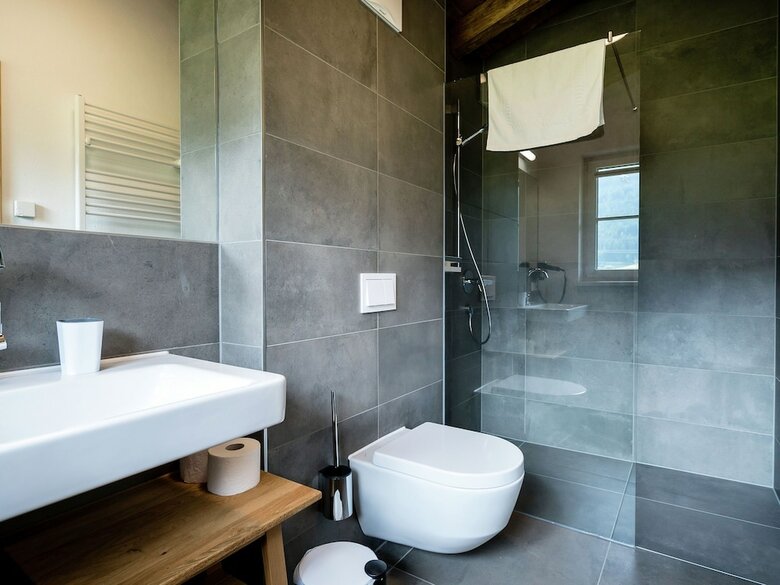 Spacious Holiday Home In Niedernsill With Sauna
