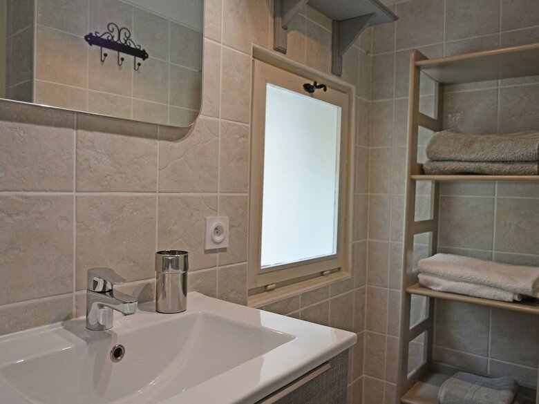 Luxury Villa With Jacuzzi In Carpentras Provence