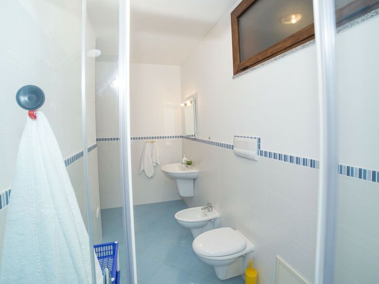 Panoramic Villa With Pool, 200 Meters From The Beach