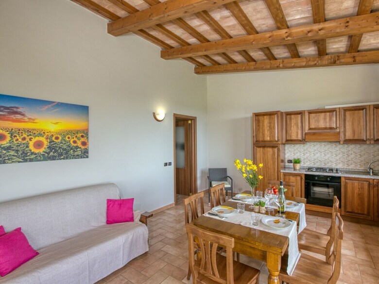 Cozy Farmhouse In Apecchio With Jacuzzi