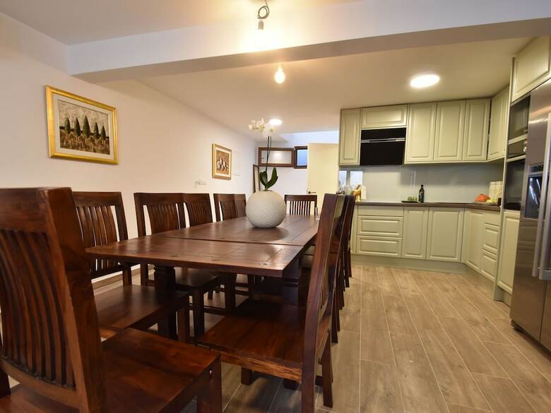 Spacious And Comfortable Apartment, 3 Km Outside The Historical Centre Of Split