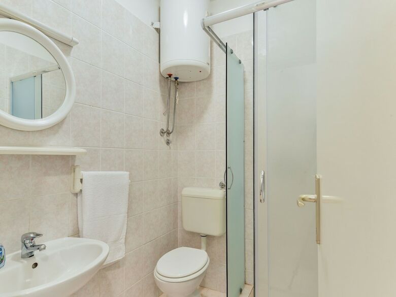 Luxurious Holiday Home With Private Pool ,wellness & Spa