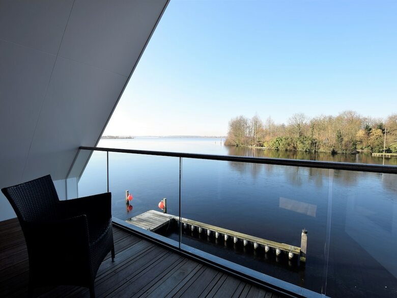 Luxurious Villa With Private Garden In Kaag
