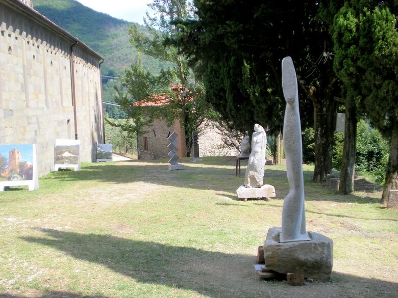 Vintage Cottage In Pescia With Jacuzzi