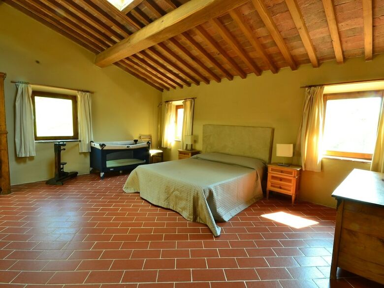 Spacious Holiday Home In Chianni With Private Swimming Pool