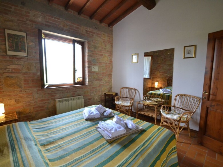 Peaceful Apartment With Pool In Montaione Italy