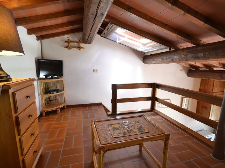 Peaceful Apartment With Pool In Montaione Italy