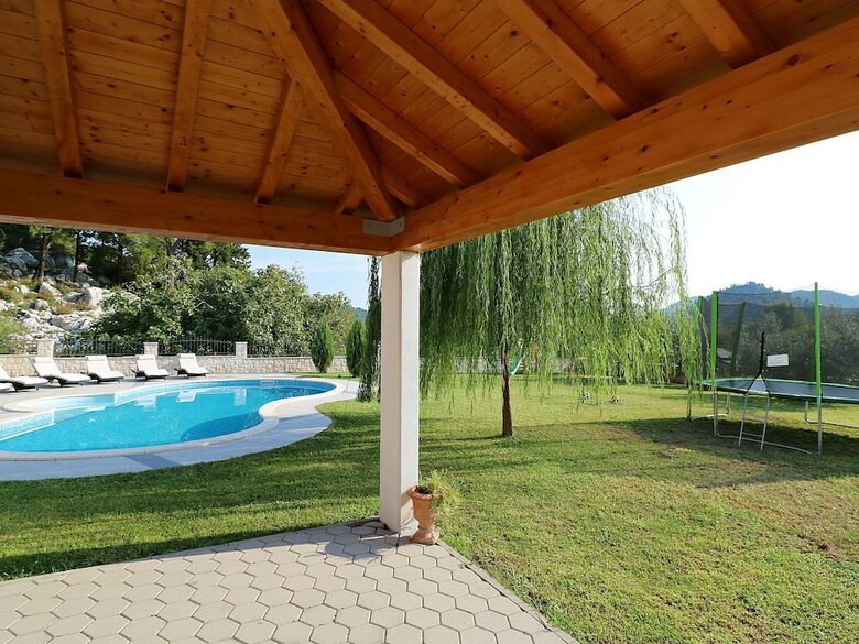Beautiful Villa In Peracko Blato With Private Pool