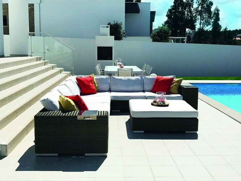 Comfortable Detached Villa With Heated Swimming Pool And Beautiful View