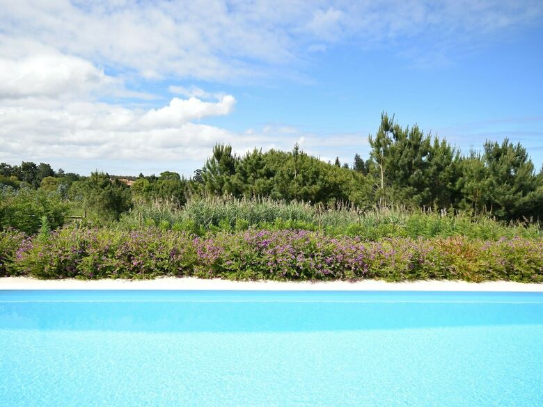 Comfortable Detached Villa With Heated Swimming Pool And Beautiful View