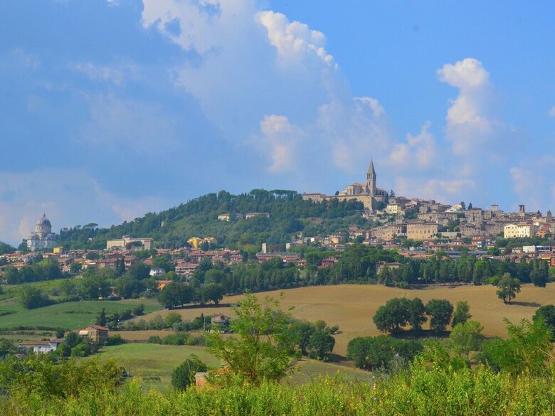 Luxurious Villa In Vasciano Umbria With Private Pool