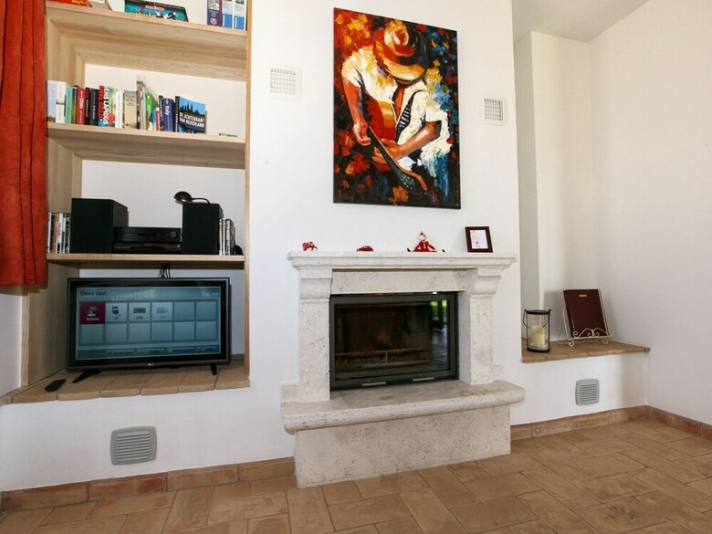 Luxurious Villa In Vasciano Umbria With Private Pool