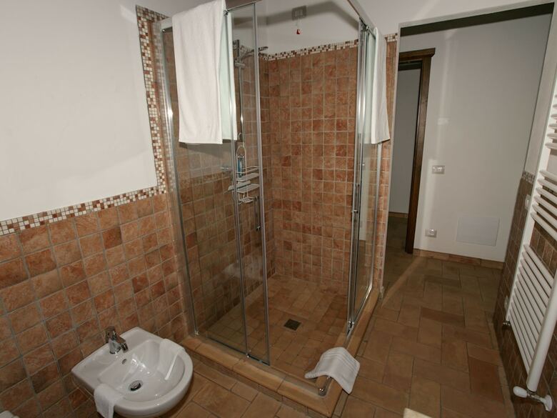 Luxurious Villa In Vasciano Umbria With Private Pool