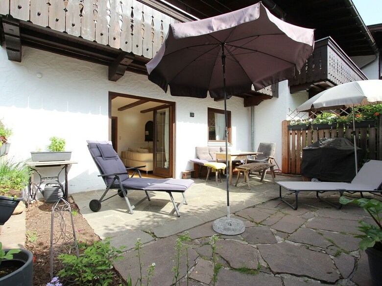 Luxurious Holiday Home In Kirchberg With Garden