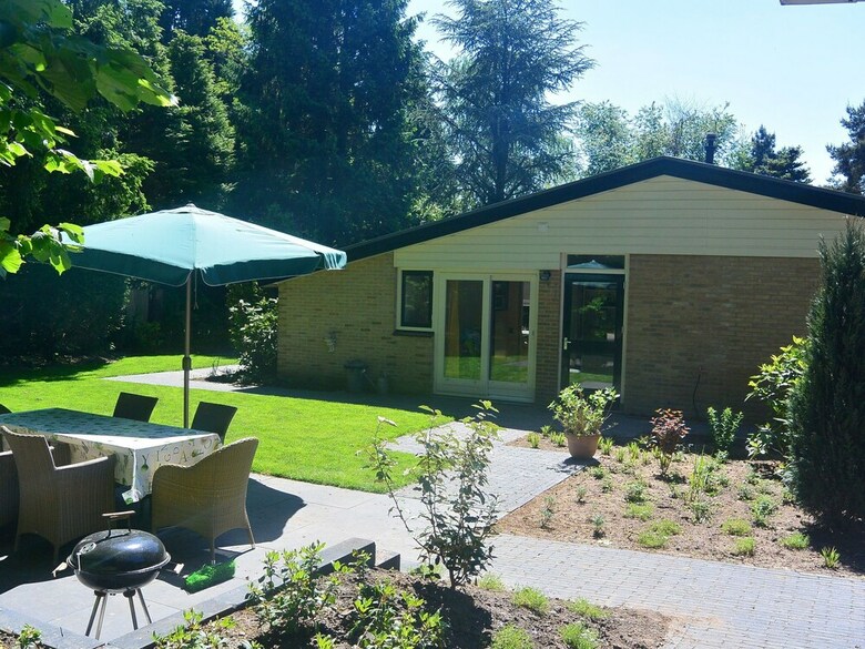 Peaceful Bungalow In Voorthuizen With Private Garden