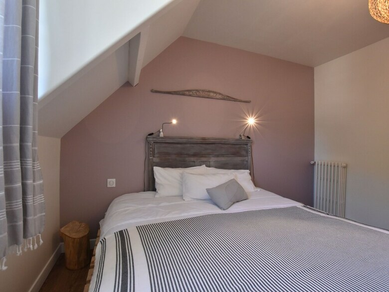 Sunlit Holiday Home With Private Garden In Picardy