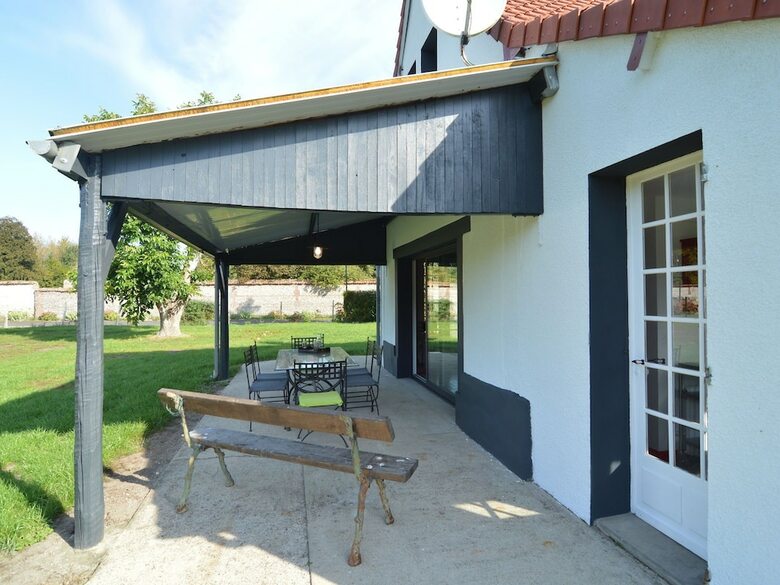 Sunlit Holiday Home With Private Garden In Picardy